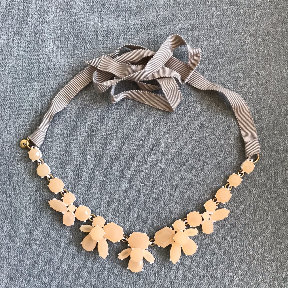 Statement necklace